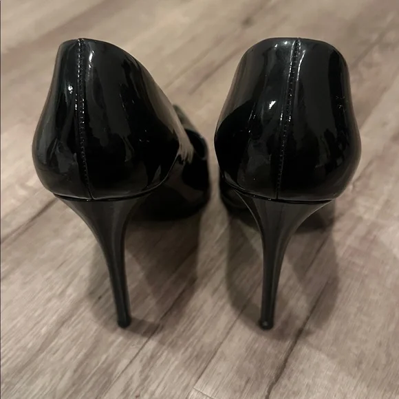 Tamara Mellon black patent leather pump - Picture 4 of 5
